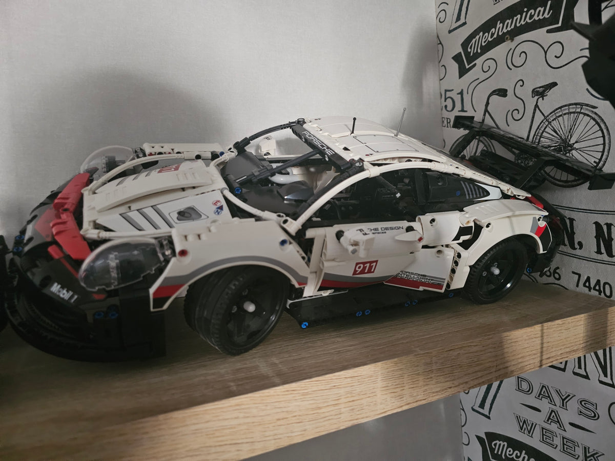 Présentoir pour LEGO Technic Porsche 911 RSR 42096