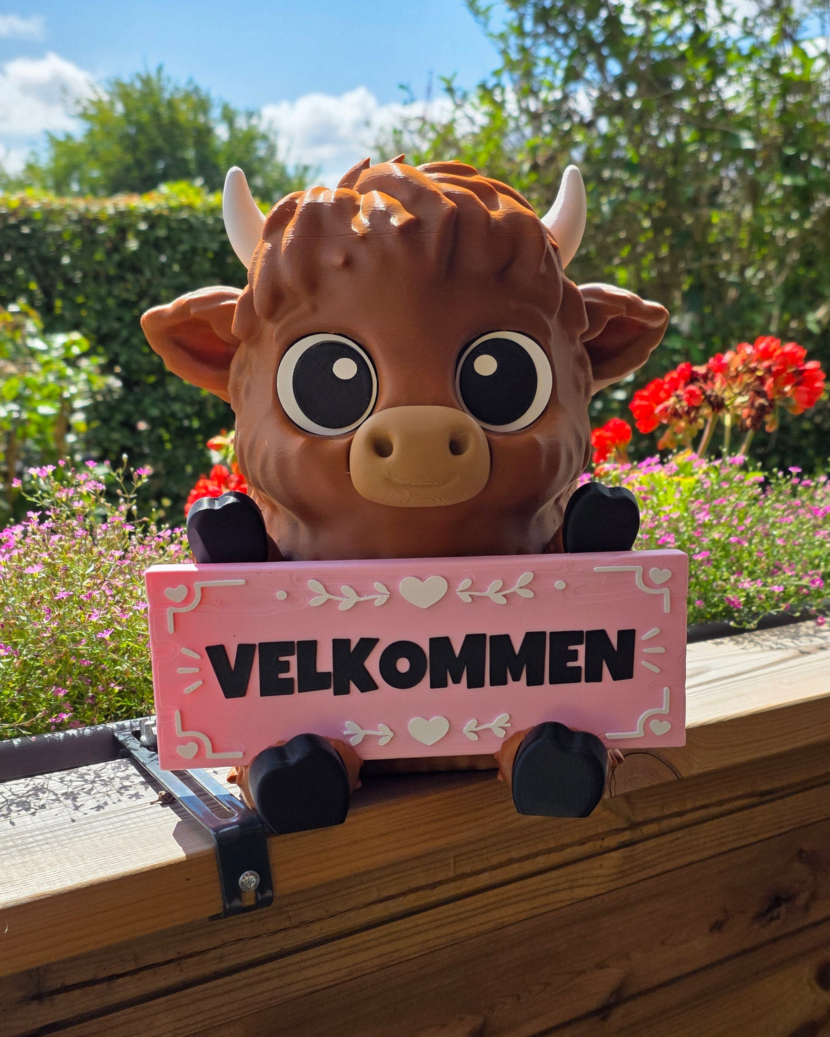 Panneau de bienvenue vache Highland en rose – version standard avec cœur