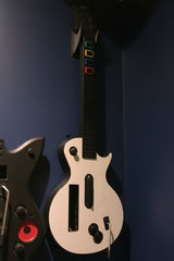 Support mural Guitar Hero – exposez votre manette