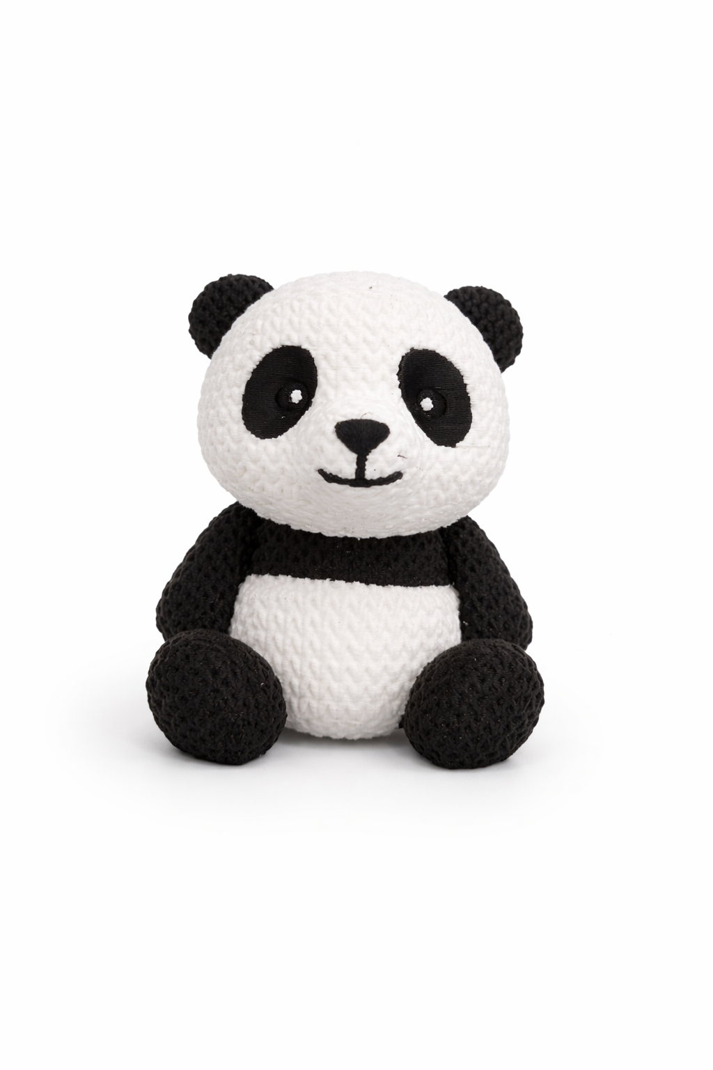 Figurine panda vue de côté sur une étagère en bois