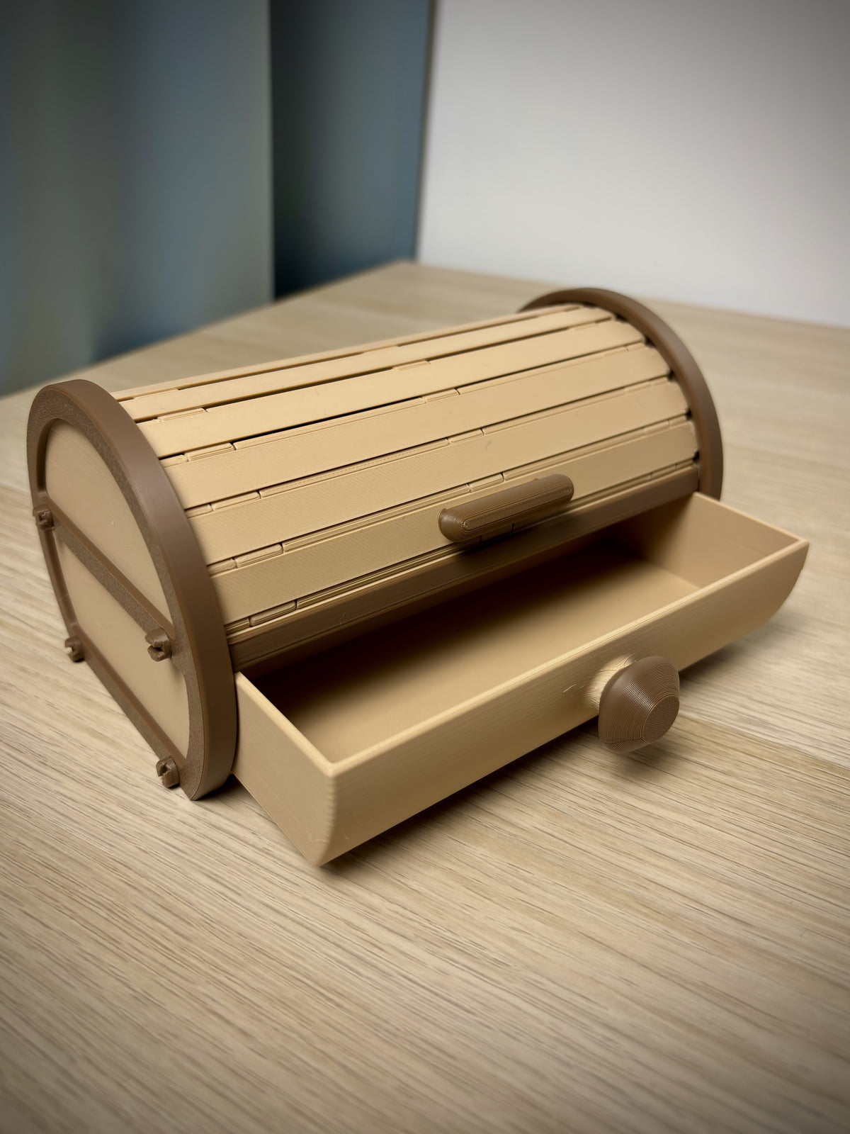 Boîte de rangement cylindrique à rideau et tiroir coulissant