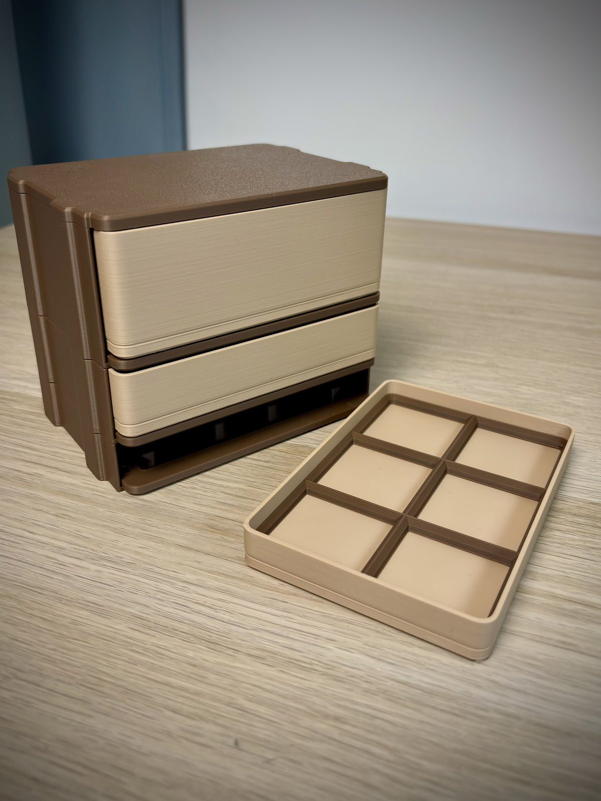 Tiroir de bureau modulaire 2×3 Gridfinity | Ouverture par pression