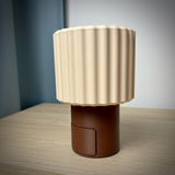 Lampe à tiroir secret – rangement à ouverture par pression
