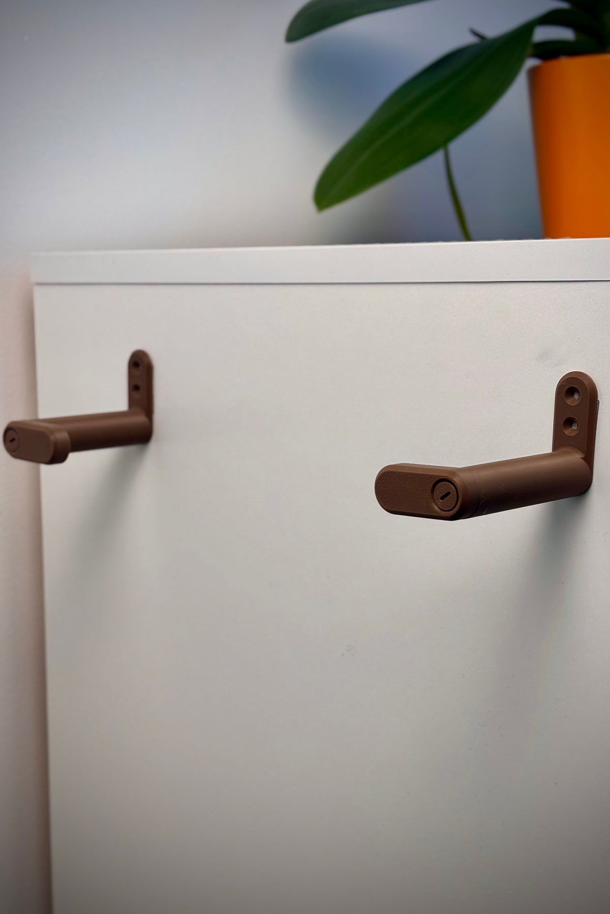 Porte-essuie-tout à système de changement rapide