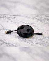 Enrouleur de câble USB blanc compact pour ranger des câbles de 1,5 m