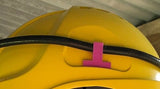Attache-câble pour la lampe frontale d'un casque de mineur