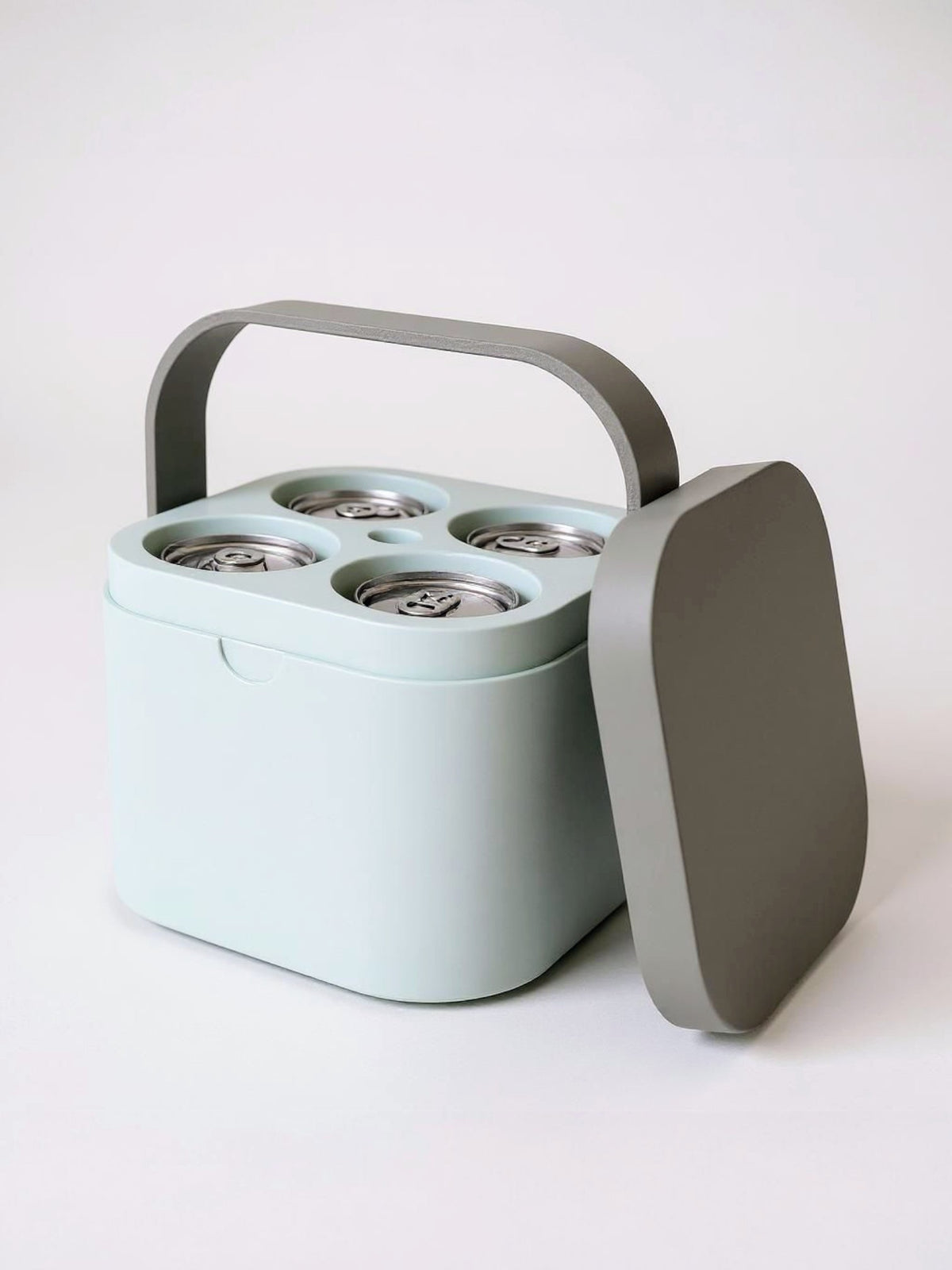 Détail de l'ouverture et de la chambre à eau du cube réfrigérant congelable