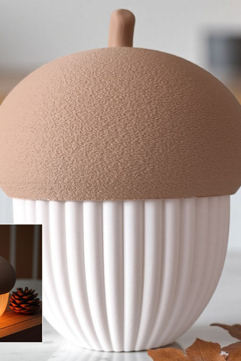 Gros plan d'une boîte gland cannelée et texturée avec emplacement pour LED