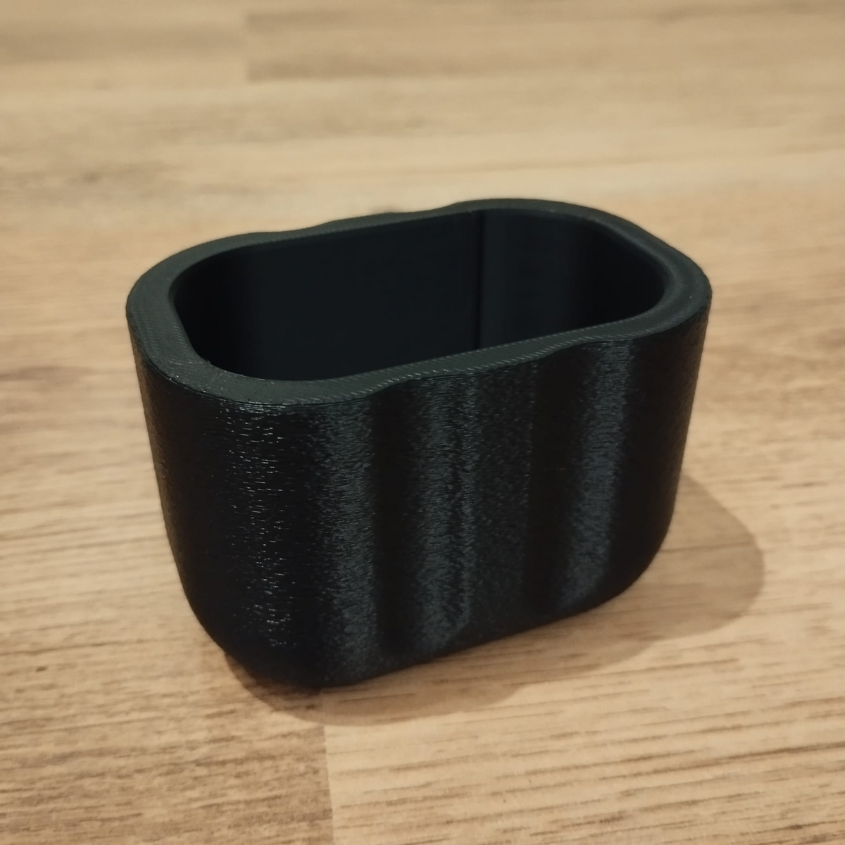 Support d'éponge à vaisselle à la surface mate et veloutée, ton neutre clair
