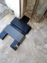 Protection de câble de recharge de voiture électrique sous la porte