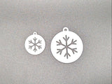 Étiquette cadeau avec flocon de neige ajouré