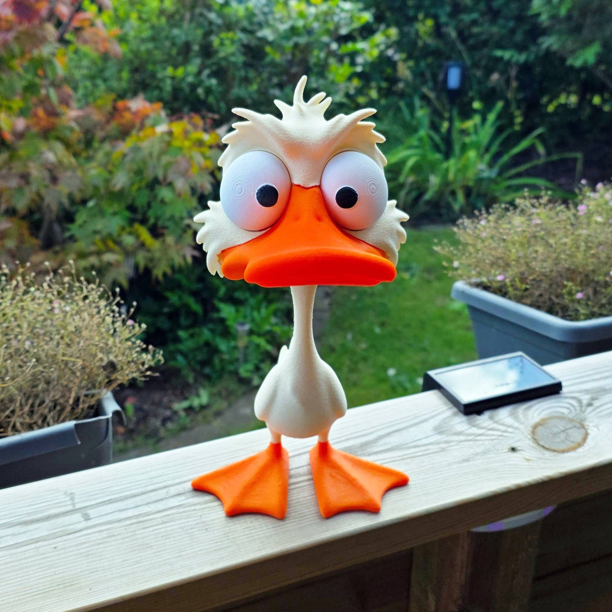 Figurine canard grincheux 25 cm – décoration boudeuse aux grands yeux
