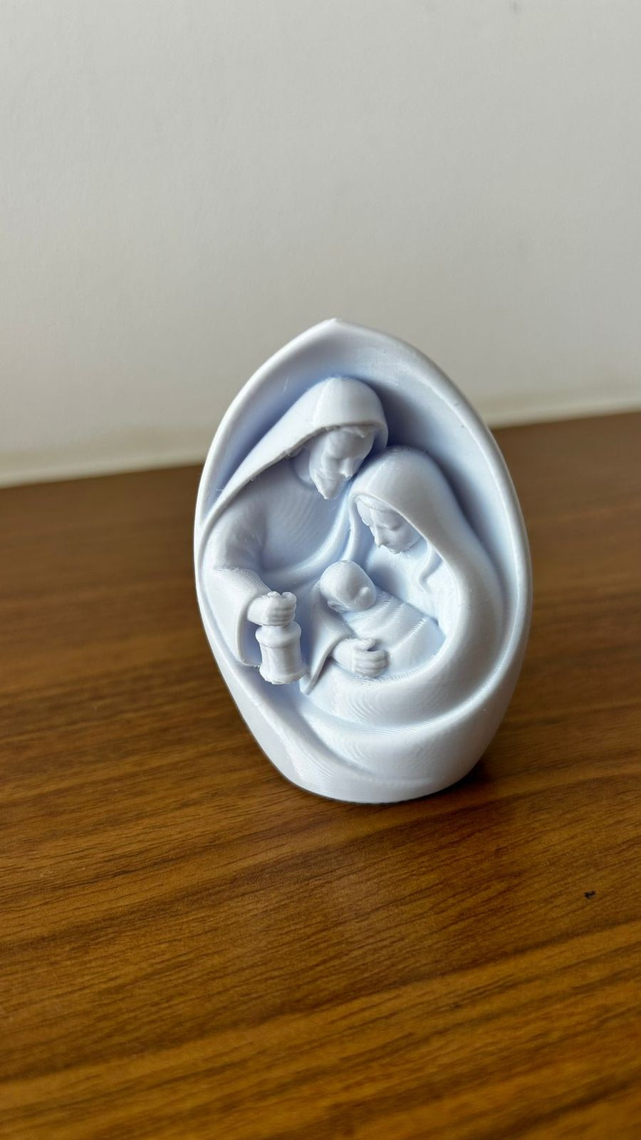 Crèche avec la Sainte Famille – figurine minimaliste