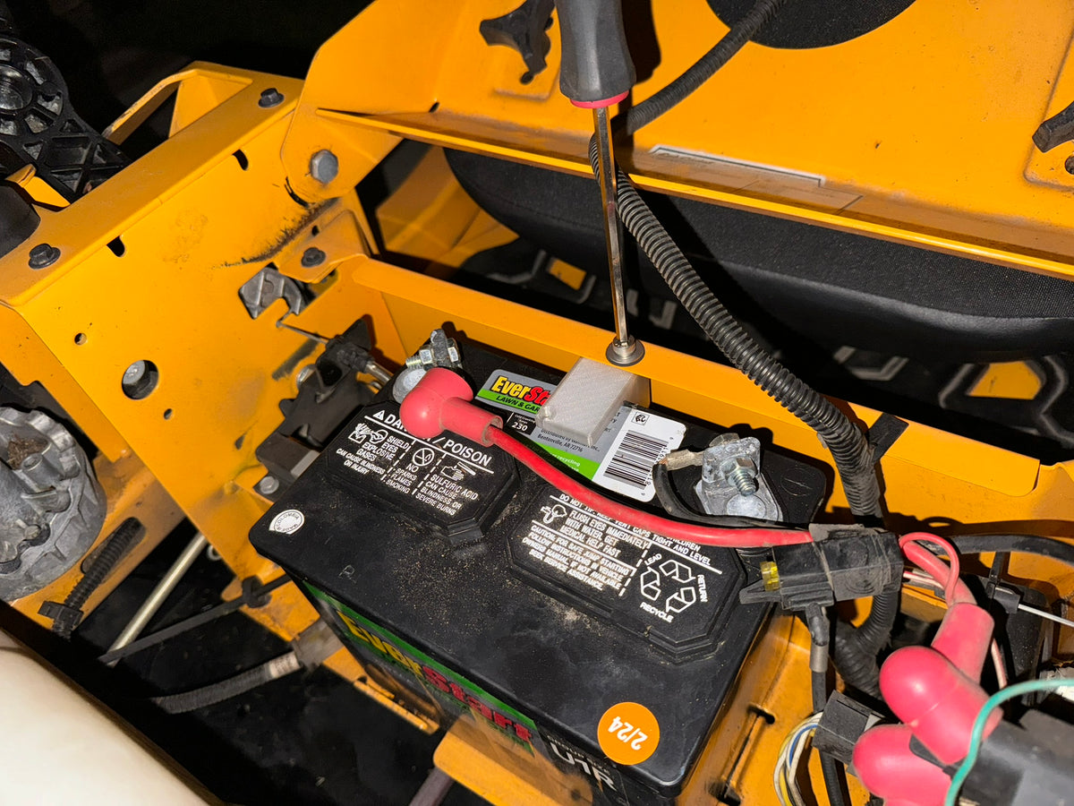 Support de batterie à came pour Cub Cadet ZT1 ZT2 – pièce de rechange