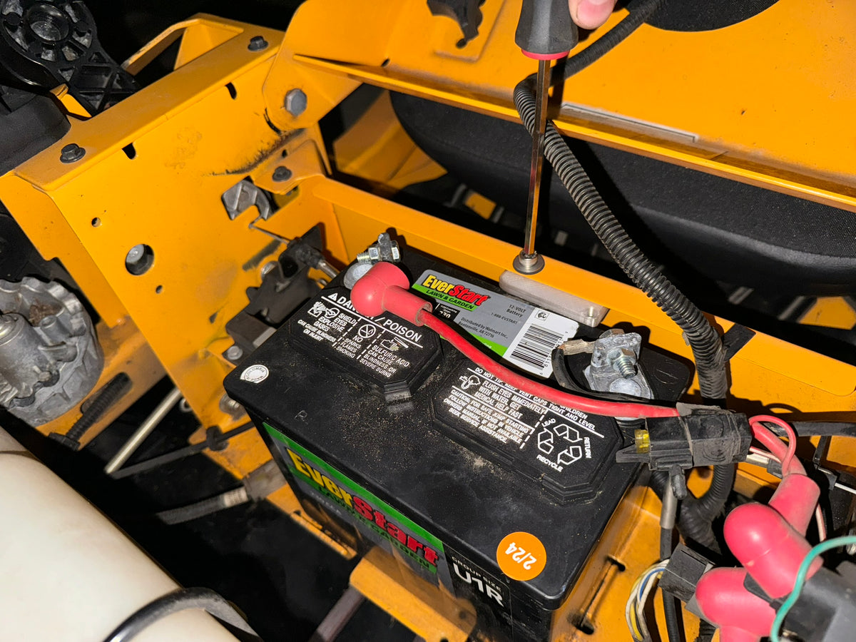 Support de batterie à came pour Cub Cadet ZT1 ZT2 – pièce de rechange