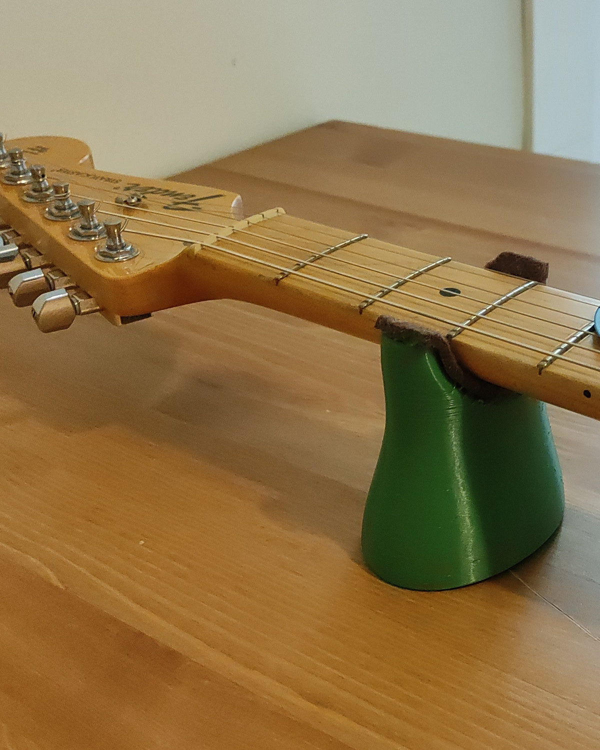 Support de manche pour guitare électrique – optimisé pour Stratocaster