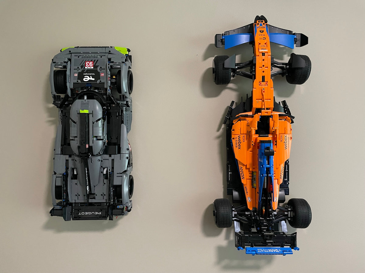 Support mural vertical pour LEGO Peugeot 9X8 42156