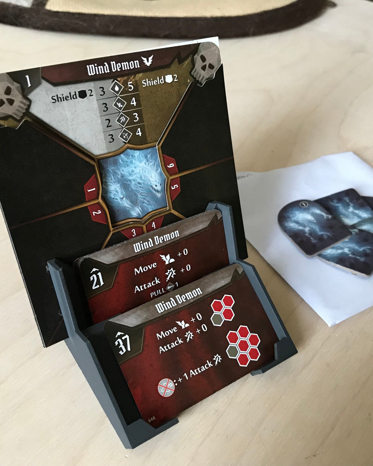 Support pour pioche d'attaques de monstres et cartes d'état Gloomhaven