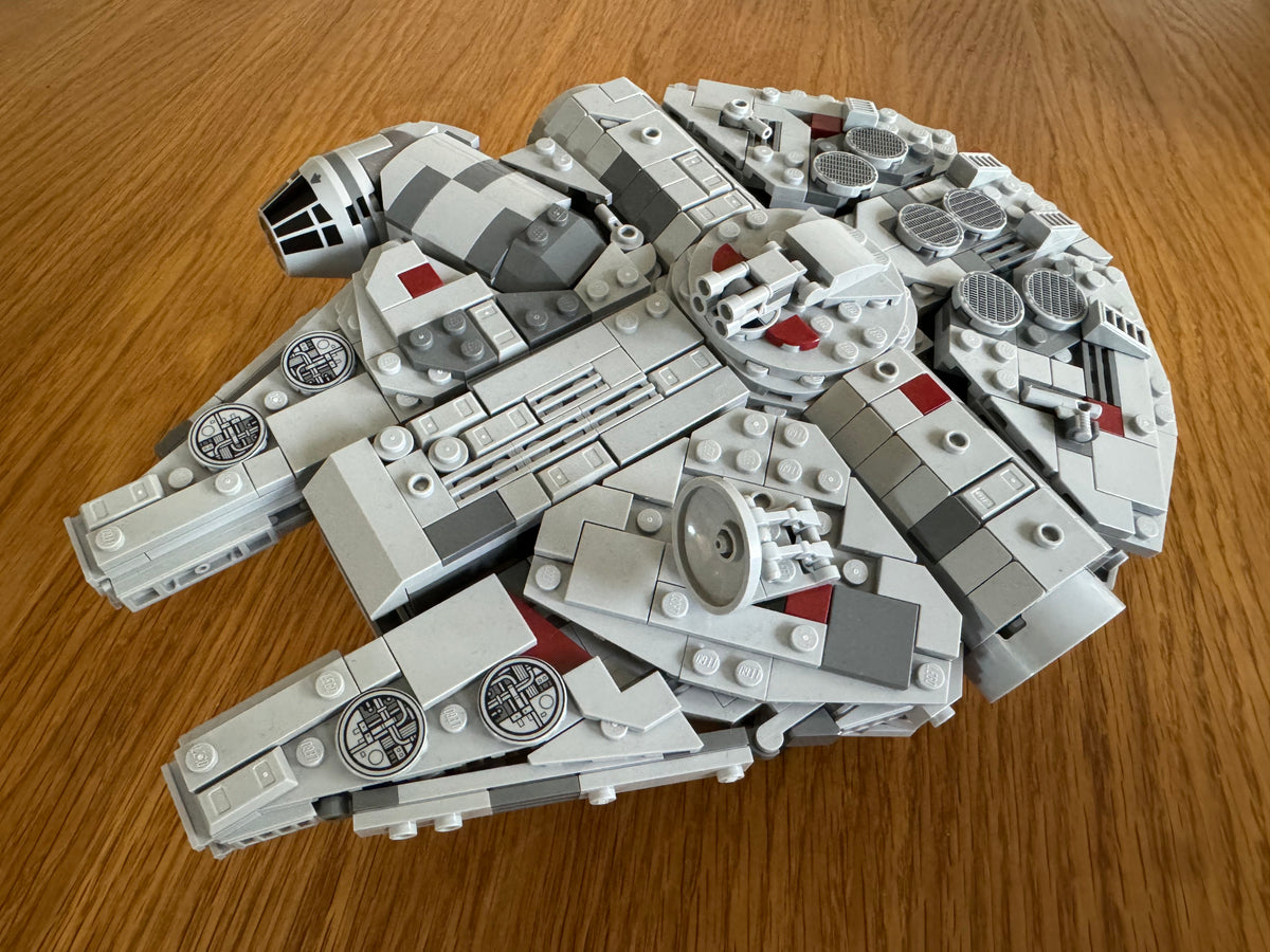 Pièce de remplissage pour le cockpit du LEGO Millennium Falcon 75375