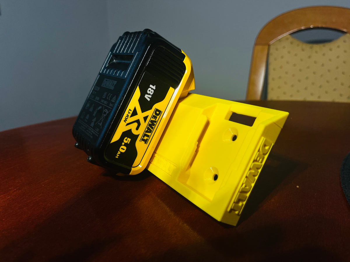 Support mural pour deux batteries DeWalt 18 V avec logo