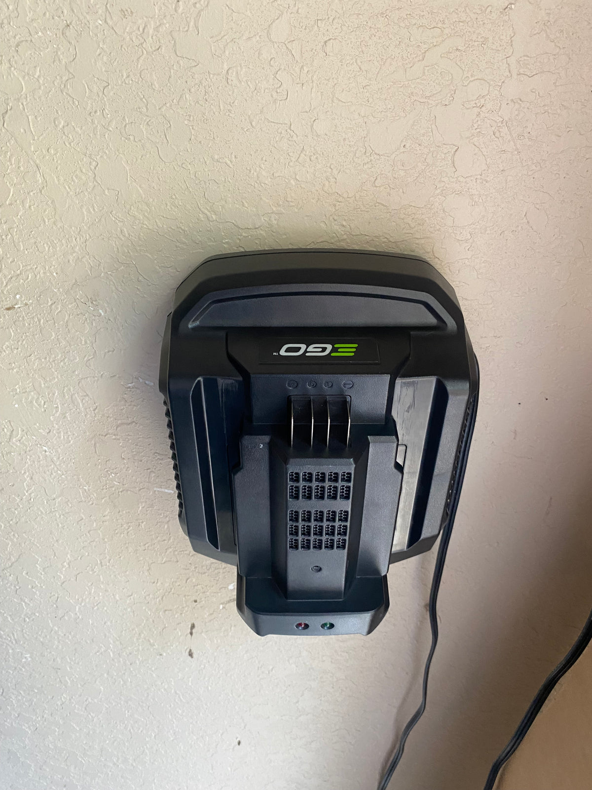 Support mural EGO pour chargeur de batterie – chargeur standard