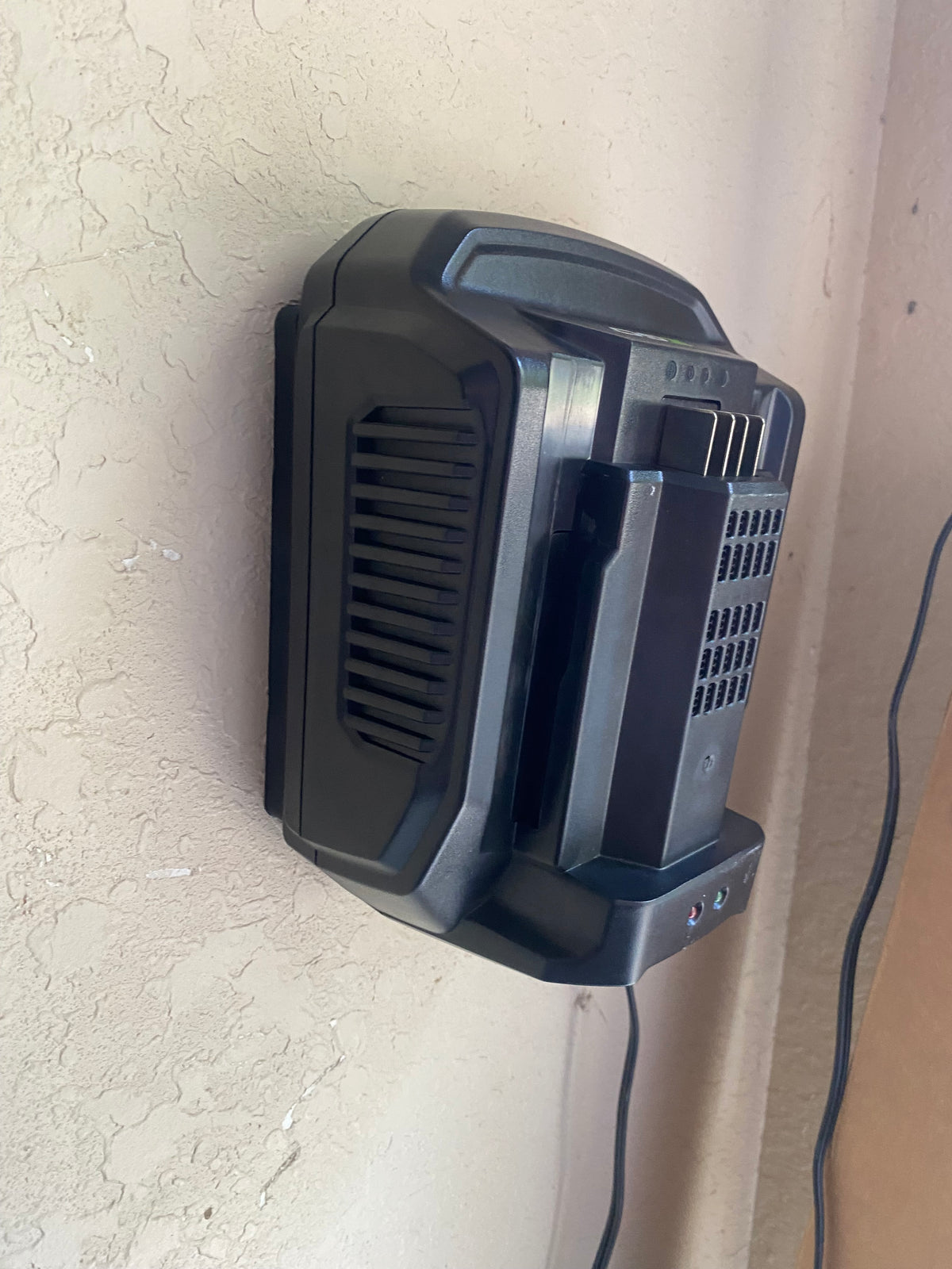 Support mural EGO pour chargeur de batterie – chargeur standard
