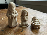 Crèche avec Joseph, Marie et l'Enfant Jésus