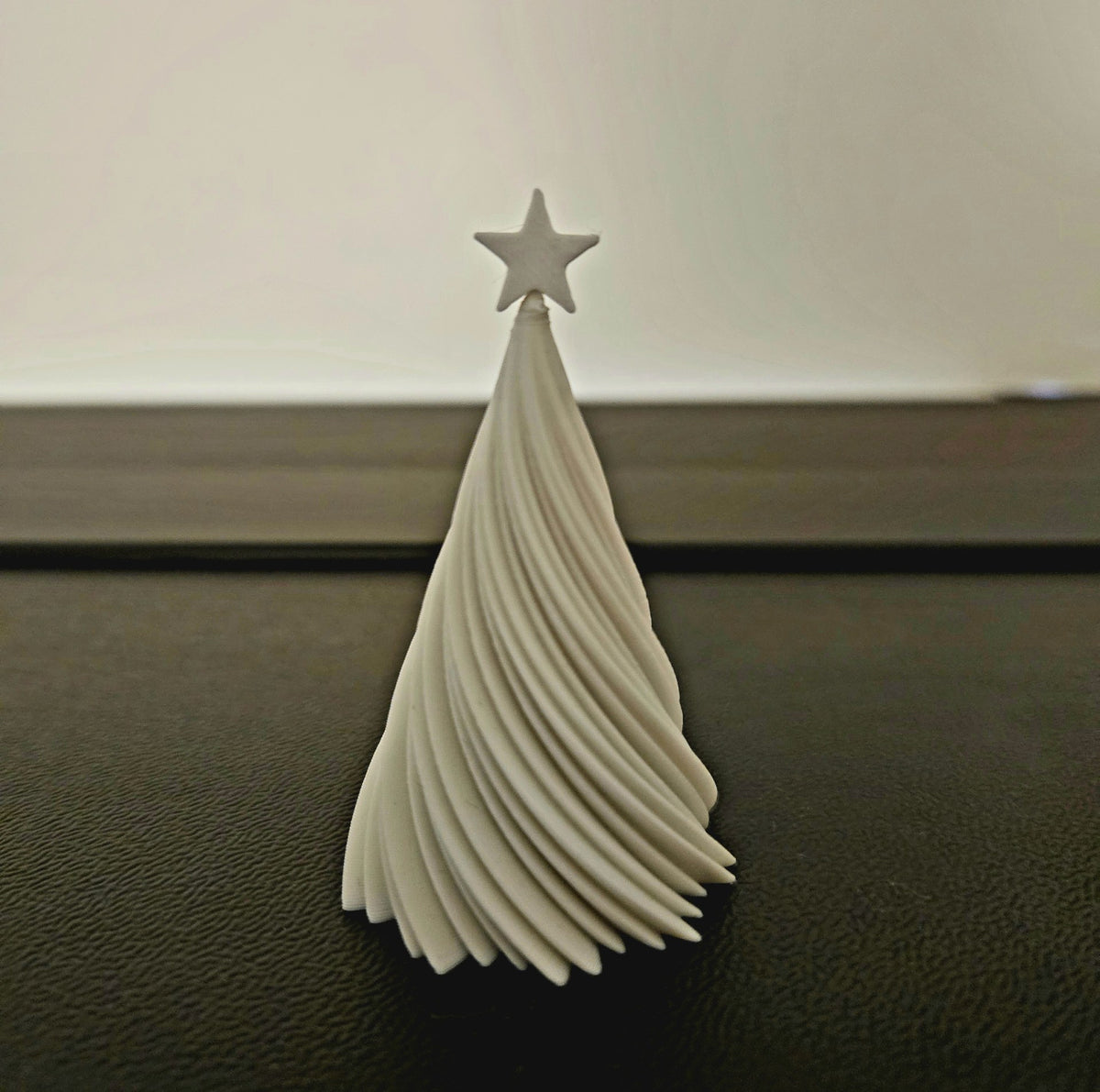 Figurine de sapin de Noël avec étoile – jolie décoration de Noël