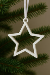 Étoile minimaliste en décoration de sapin avec œillet de suspension