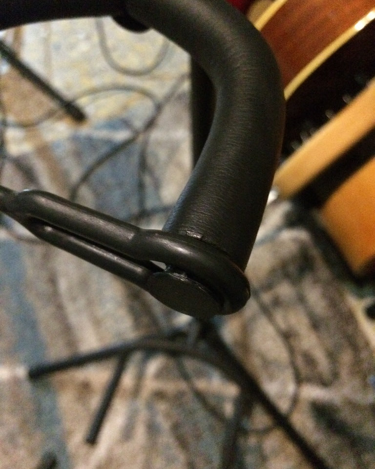 Butée pour support de guitare avec verrou en caoutchouc
