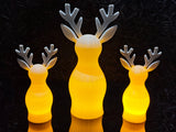 Figurine de renne à surface texturée et bougie LED