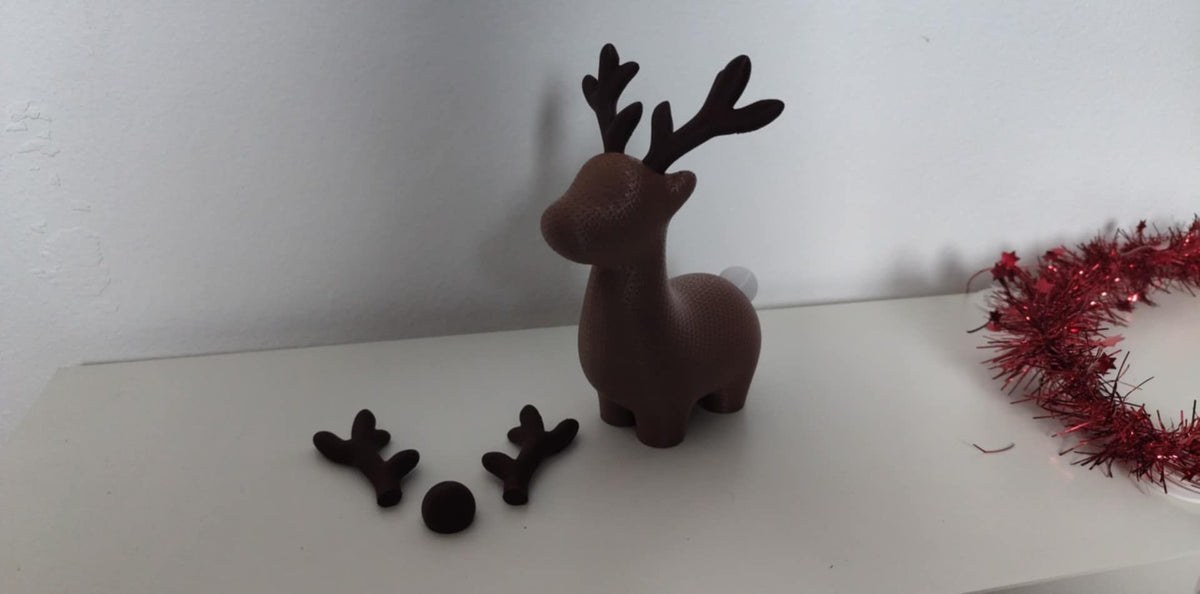 Figurine de renne à l'aspect tricoté – figurine de Noël potelée