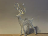 Figurine de renne à motif Voronoï pour Noël