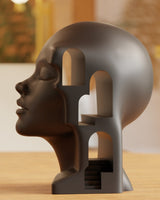 Buste de femme surréaliste avec arches et escaliers intégrés au profil, vu de face
