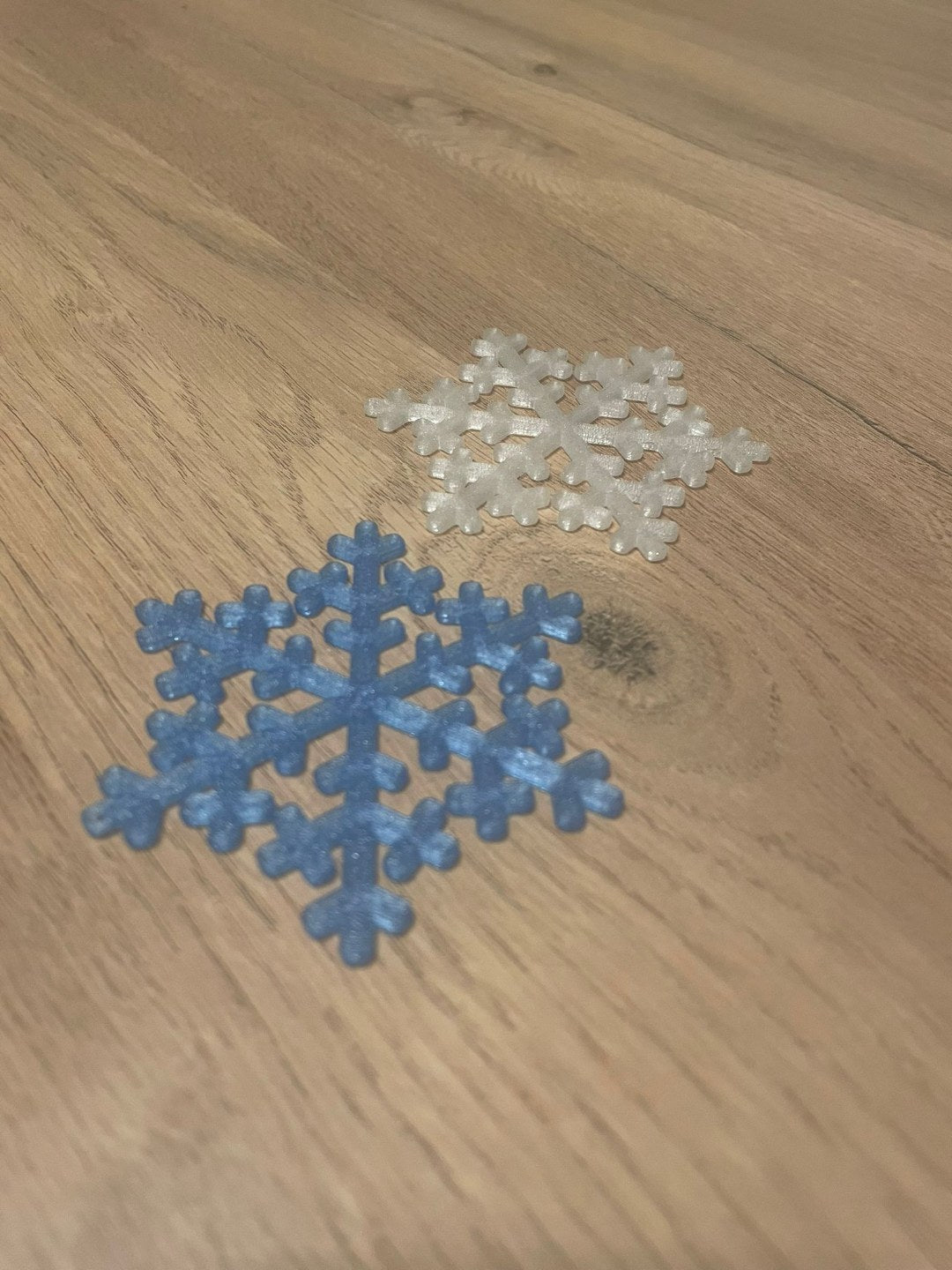 Flocon de neige pour le sapin avec trou pour crochet