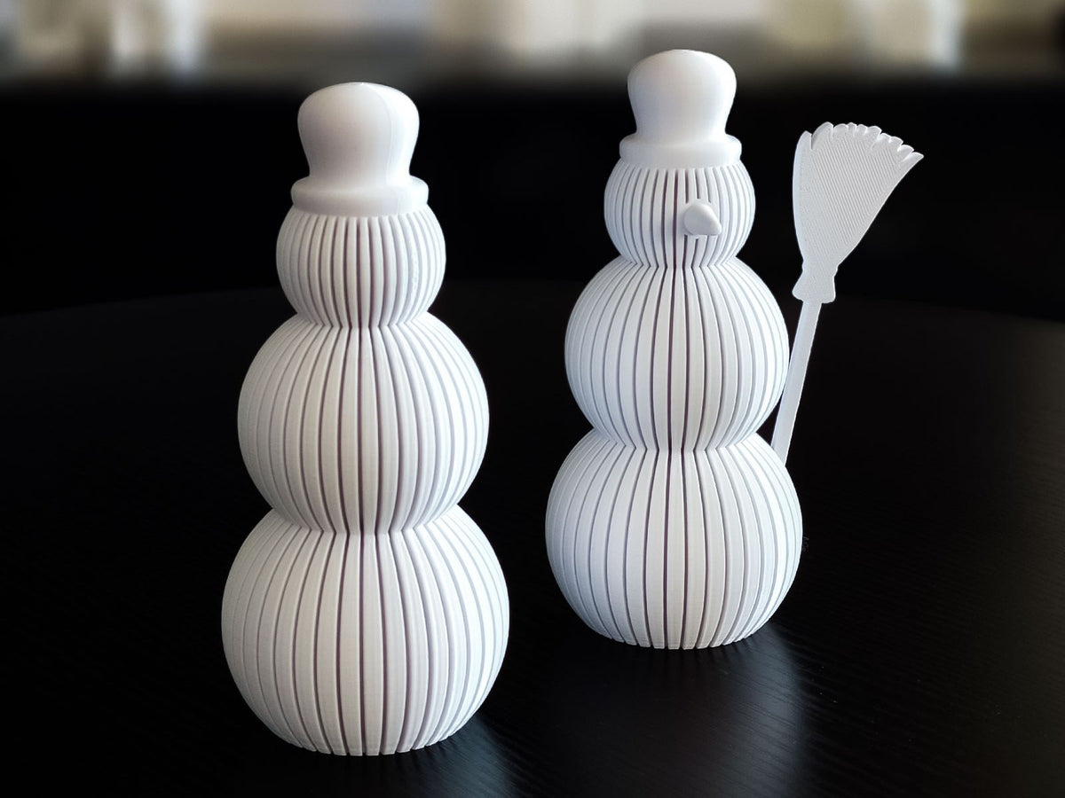 Figurine bonhomme de neige au design strié