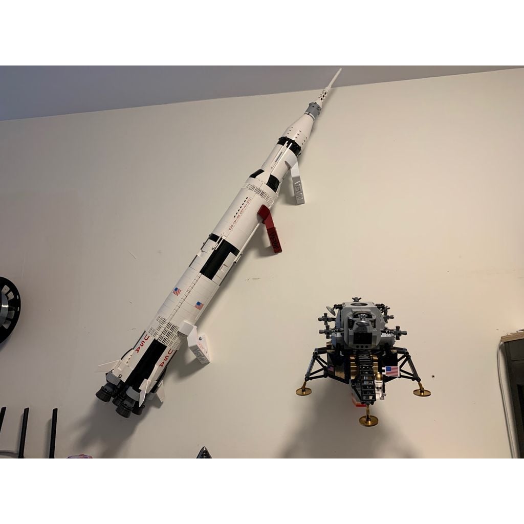 Support mural pour l'atterrisseur lunaire LEGO – présentoir incliné à 20°