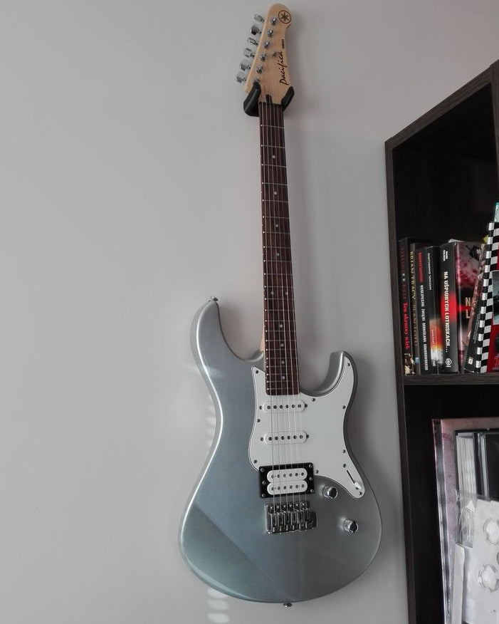 Support mural pour guitare électrique Yamaha Pacifica 112