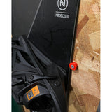 Support mural vertical pour snowboard