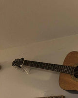 Support mural pour guitare acoustique
