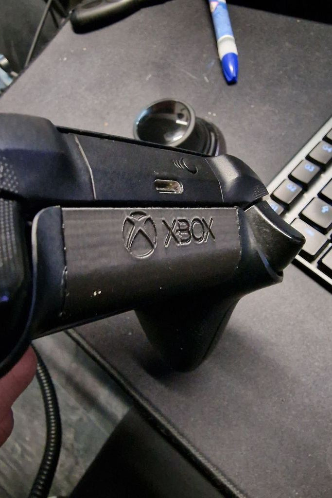 Cache de batterie pour manette Xbox One modèle 1914