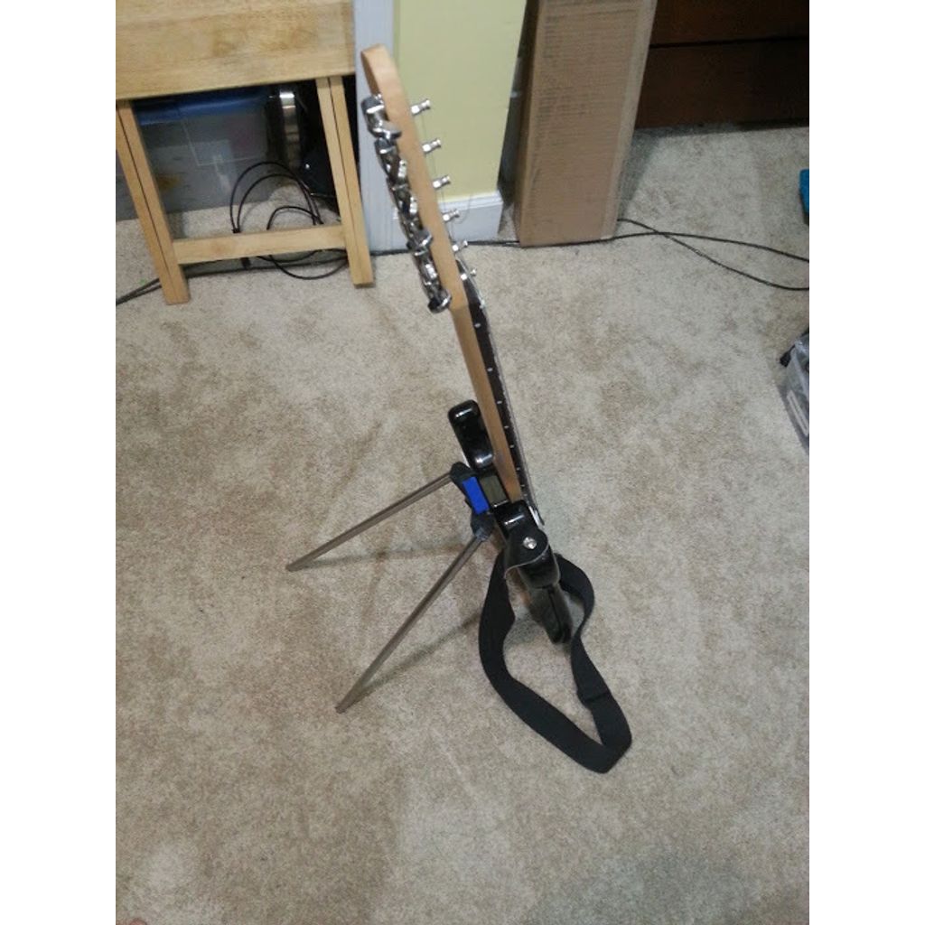 Support pour guitare électrique avec clips de guitare Fender