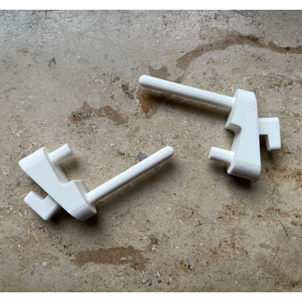 Support IKEA Skådis pour pelotes de fil