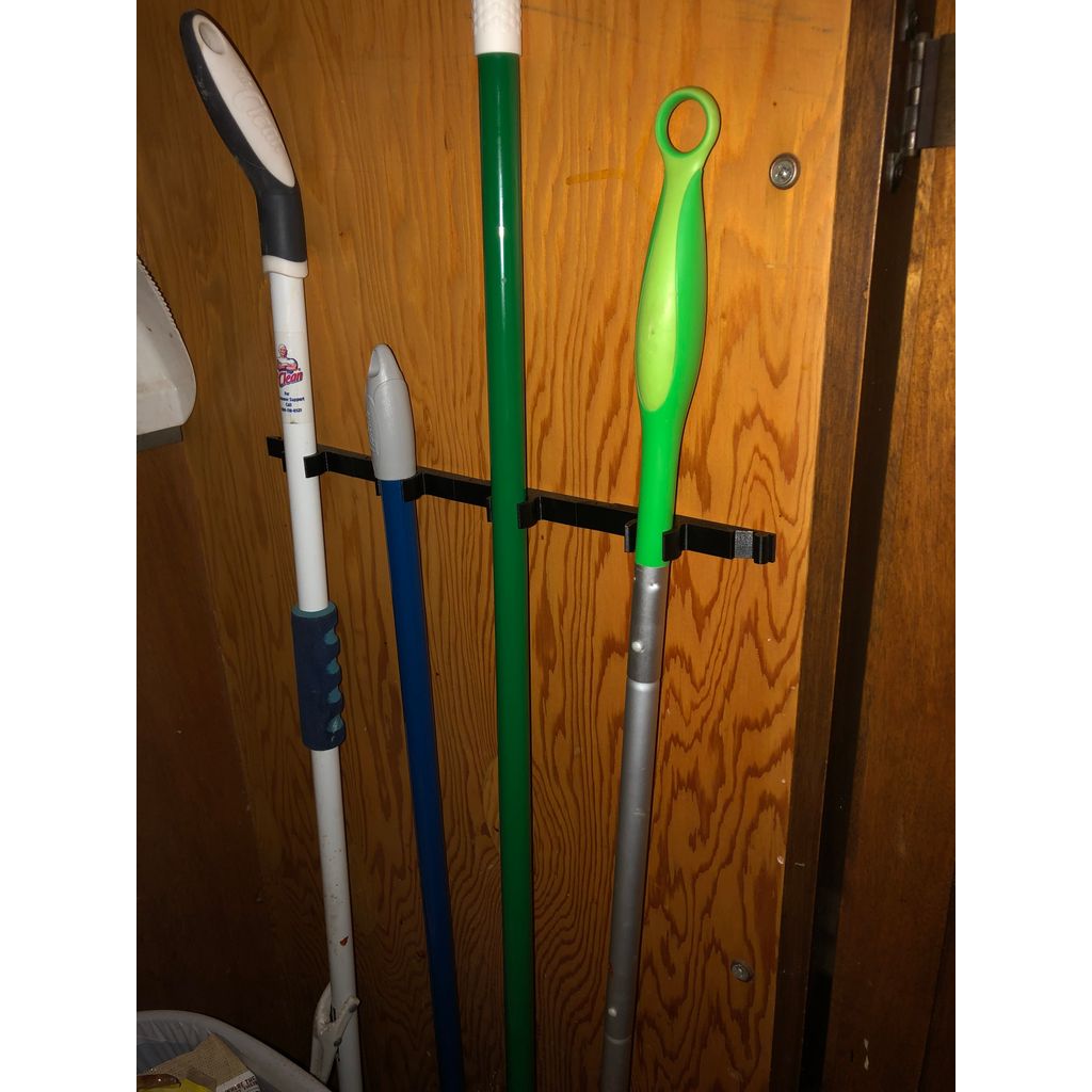 Support de manche à balai modulable – 22 mm pour placard