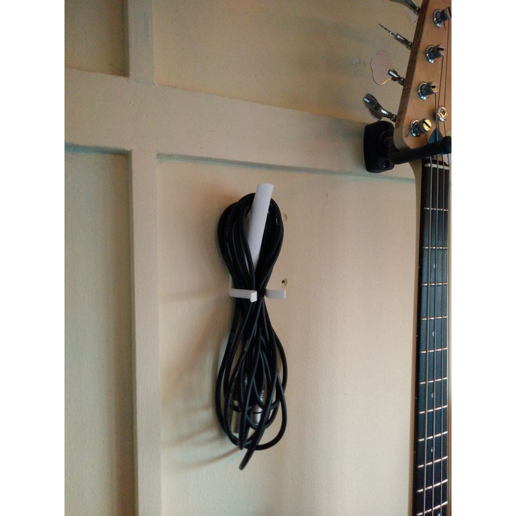 Crochet pour câbles audio – range chaque câble séparément