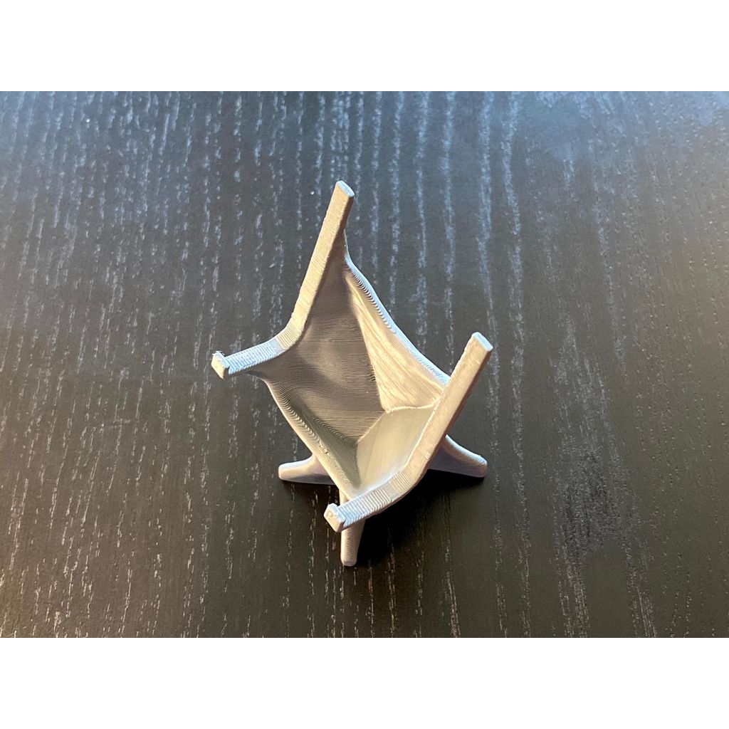 Support de manette Xbox au design génératif – organiseur de bureau