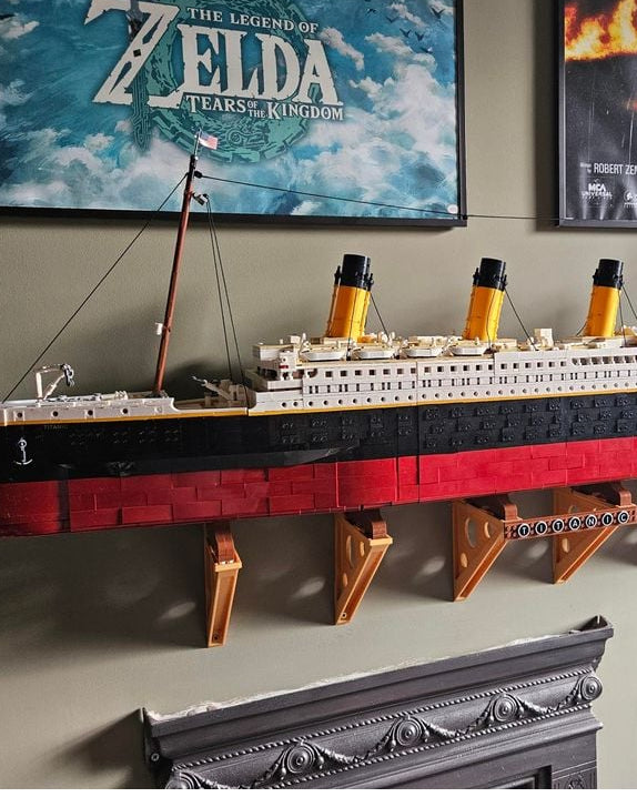 Support mural pour LEGO Titanic 10294