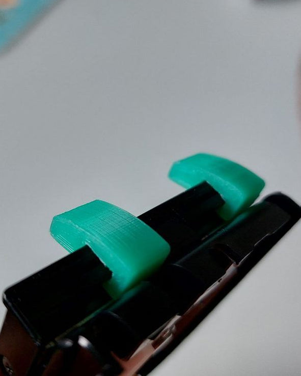 Fixation de remplacement pour le support de téléphone Pioneer SPH-10 / SPH-20