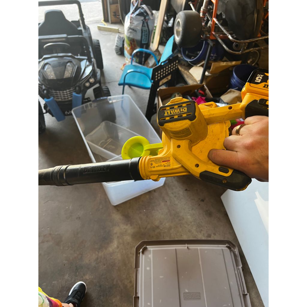 Cornet d'admission (velocity stack) pour souffleurs de feuilles DeWalt et Milwaukee